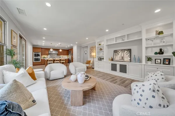 $2,850,000 | 80 Rossmore, Irvine, CA 92620