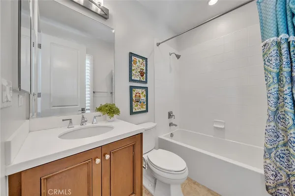 $2,850,000 | 80 Rossmore, Irvine, CA 92620