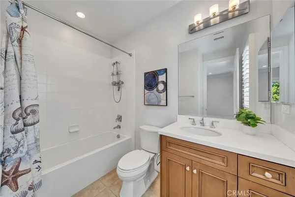 $2,850,000 | 80 Rossmore, Irvine, CA 92620