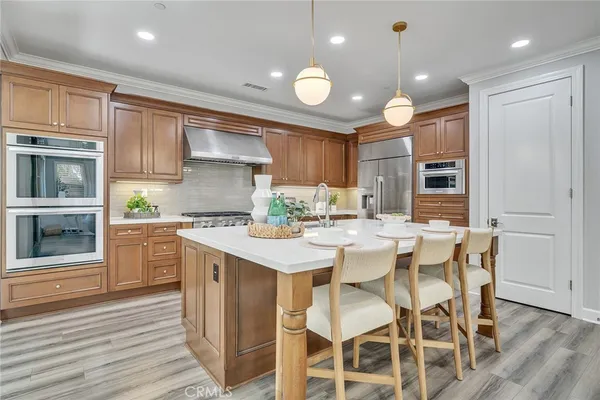 $2,850,000 | 80 Rossmore, Irvine, CA 92620