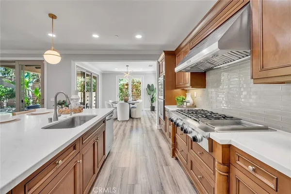 $2,850,000 | 80 Rossmore, Irvine, CA 92620