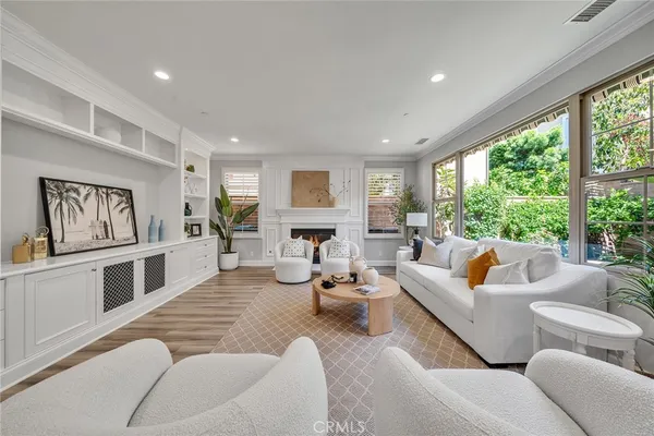 $2,850,000 | 80 Rossmore, Irvine, CA 92620
