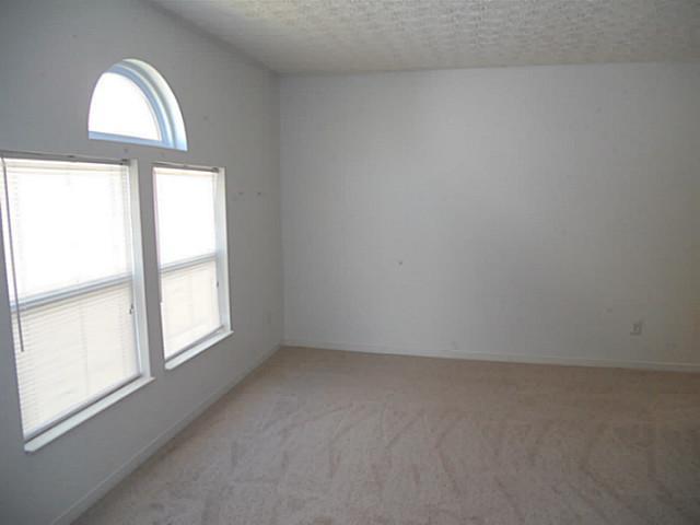 109 Tabilore Loop Delaware, OH 43015 - Photo 12 of 24 Gallery Image 12