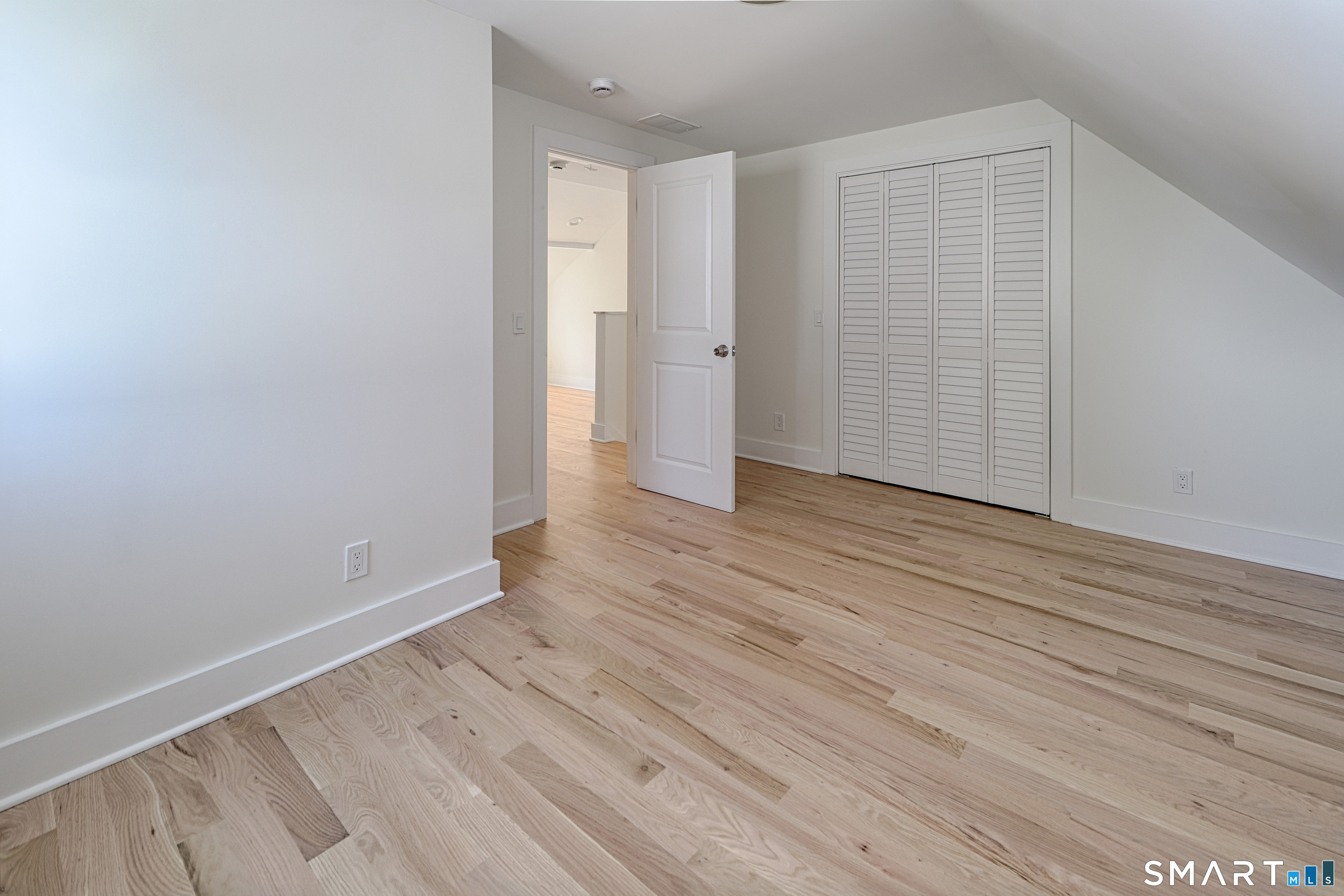 148 Ridgely Avenue Fairfield, CT 06825 - Photo 22 of 37 Bedroom 2