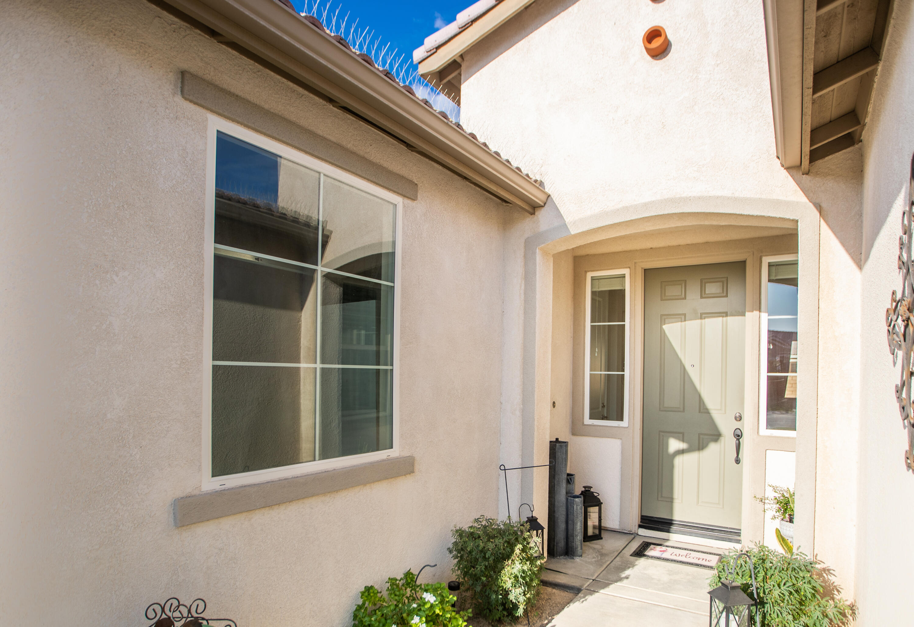 41344 Winfield Court Indio, CA 92203 - Photo 58 of 69 a front view of a house with a garden