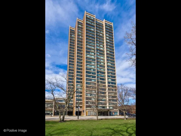 $2,650 | 1850 North Clark Street, Unit 2005, Chicago, IL 60614