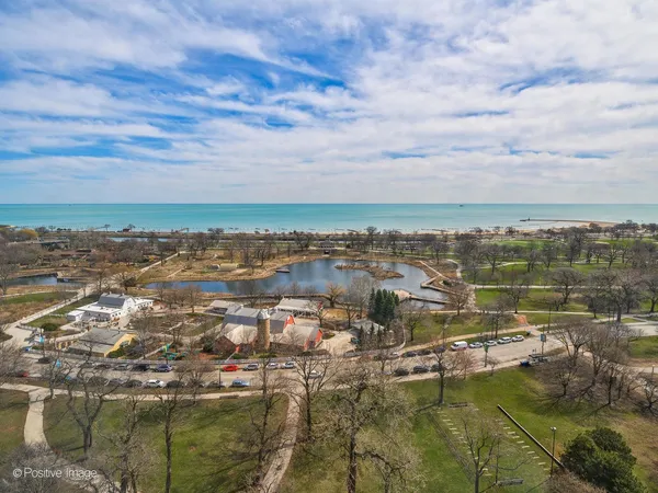 $2,650 | 1850 North Clark Street, Unit 2005, Chicago, IL 60614