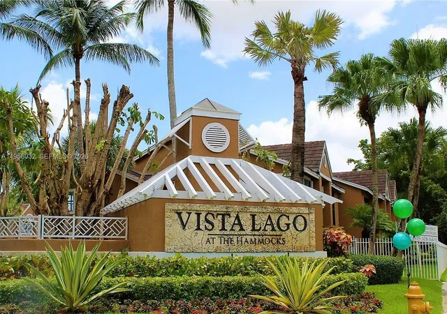 $2,400 | 15610 Southwest 105th Lane, Unit 614, Miami, FL 33196