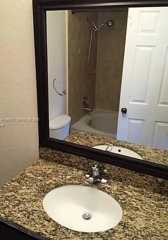 $2,400 | 15610 Southwest 105th Lane, Unit 614, Miami, FL 33196