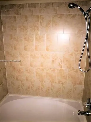 $2,400 | 15610 Southwest 105th Lane, Unit 614, Miami, FL 33196