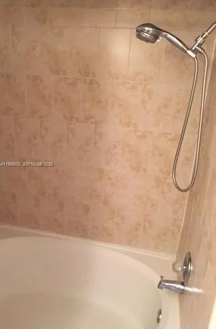 $2,400 | 15610 Southwest 105th Lane, Unit 614, Miami, FL 33196