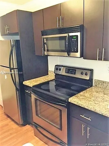$2,400 | 15610 Southwest 105th Lane, Unit 614, Miami, FL 33196