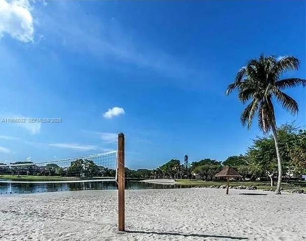 $2,400 | 15610 Southwest 105th Lane, Unit 614, Miami, FL 33196