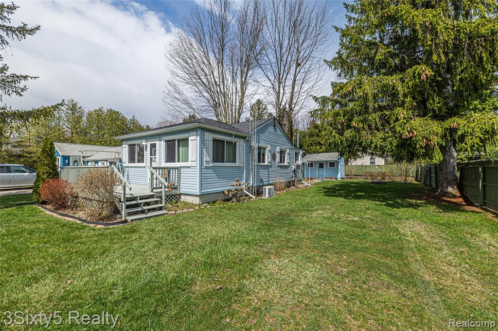 7523 Beechwood Road Lexington, MI 48450 - Photo 5 of 35