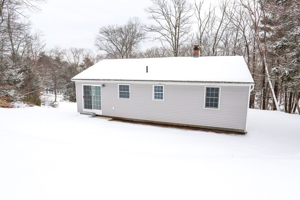 10 Polly Road Wales, MA 01081 - Photo 6 of 26