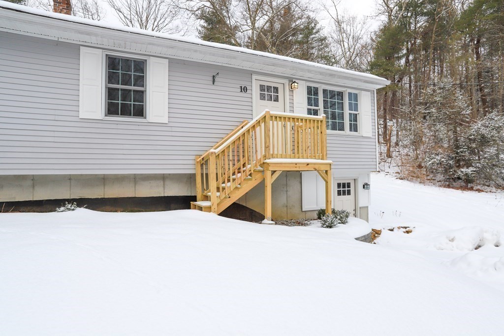 10 Polly Road Wales, MA 01081 - Photo 9 of 26
