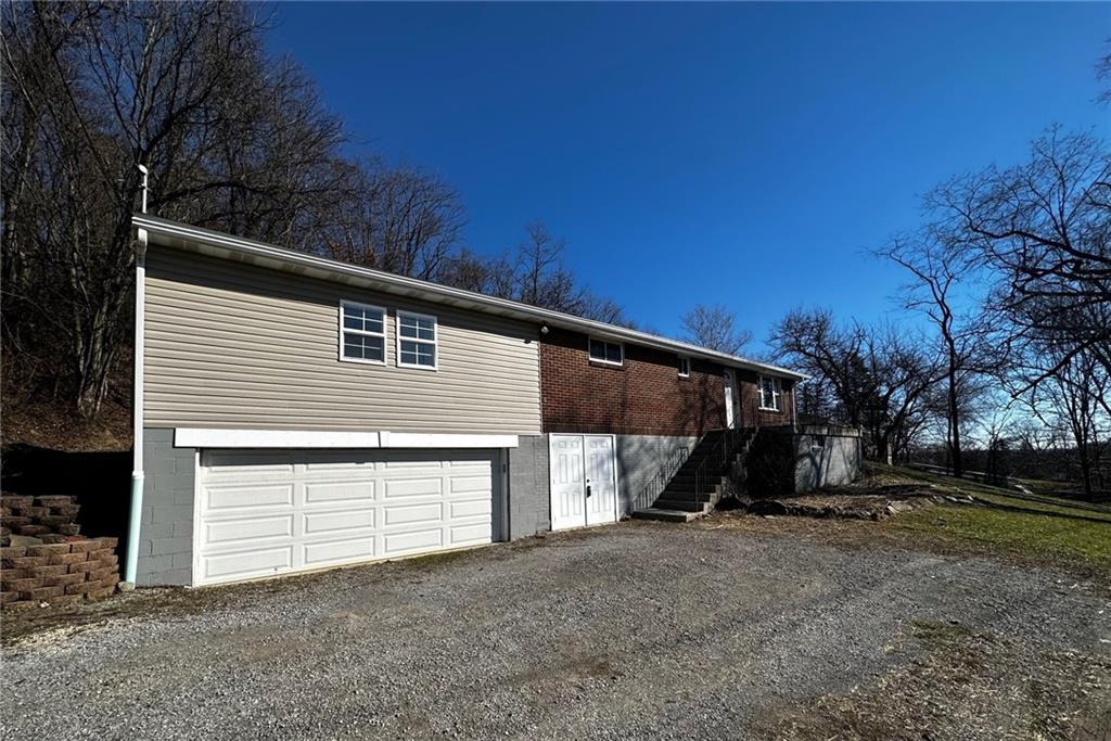 650 Monaca Road Aliquippa, PA 15001 - Photo 2 of 24 Gallery Image 2