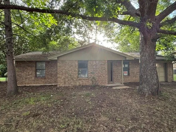 $121,019 | 256 Lilac Lane, Azle, TX 76020