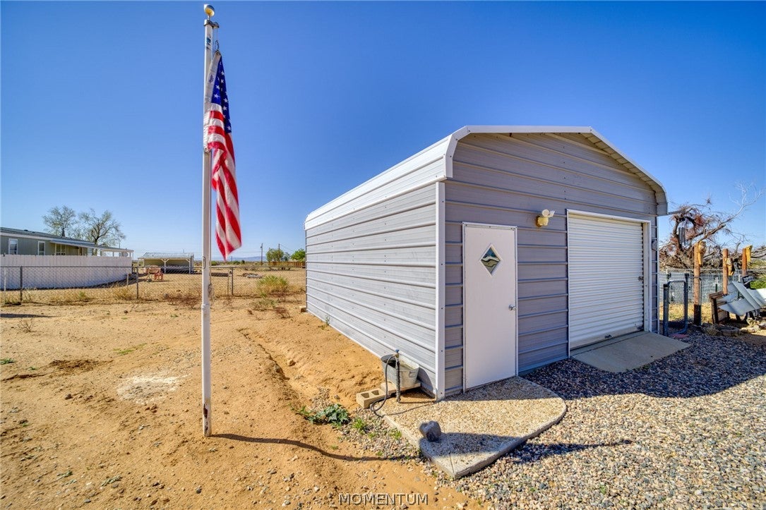 885 Aztec Road Golden Valley, AZ 86413 - Photo 46 of 63 Gallery Image 46