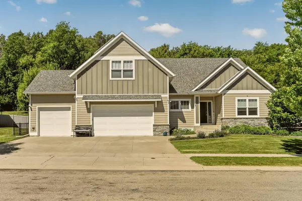 $749,900 | 4283 Stone Point Drive Northeast, Rochester, MN 55906