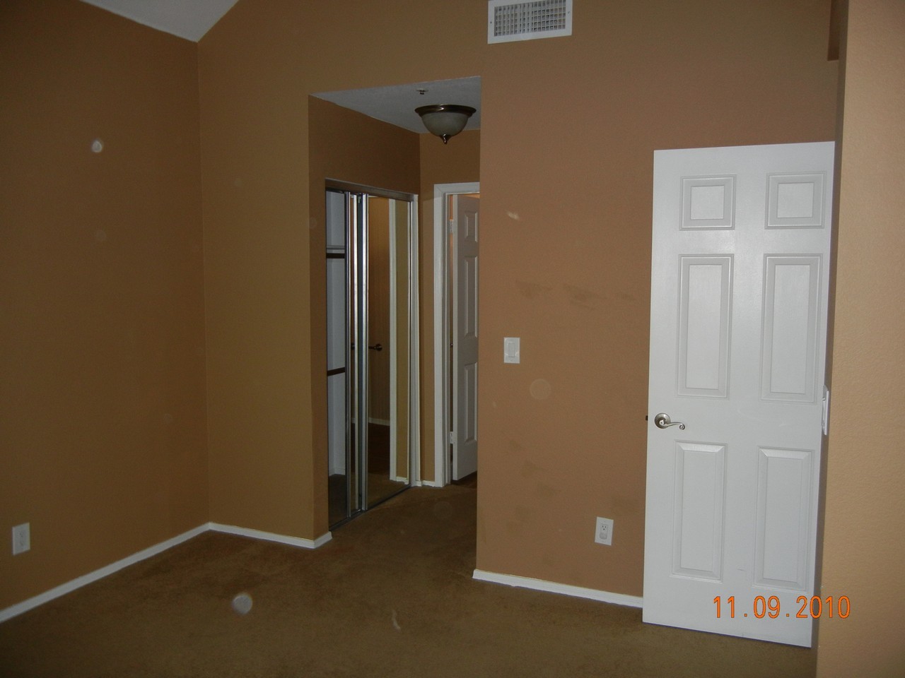 1633 East Lakeside Drive, Unit 51 Gilbert, AZ 85234 - Photo 23 of 36 057