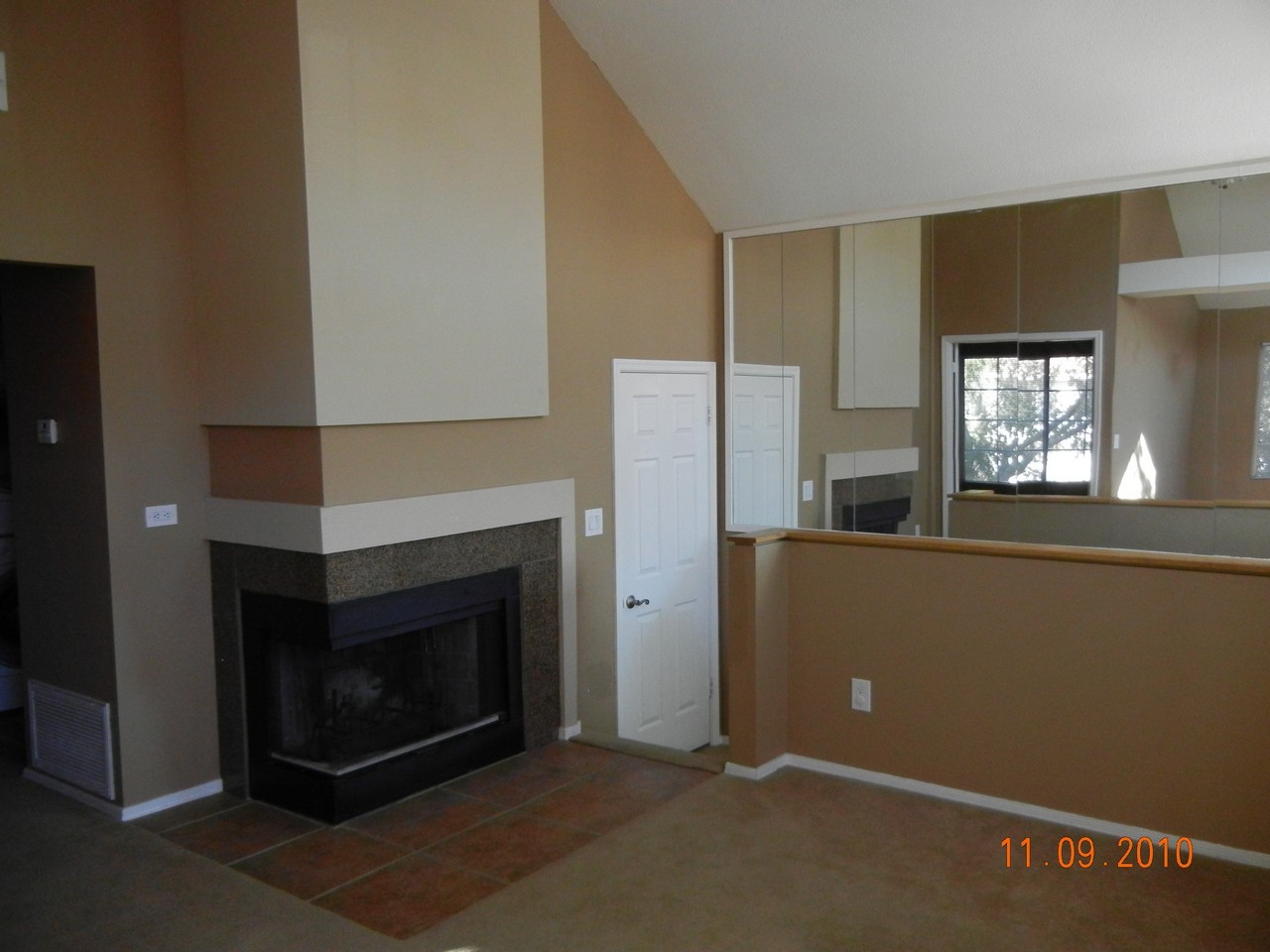 1633 East Lakeside Drive, Unit 51 Gilbert, AZ 85234 - Photo 7 of 36 027