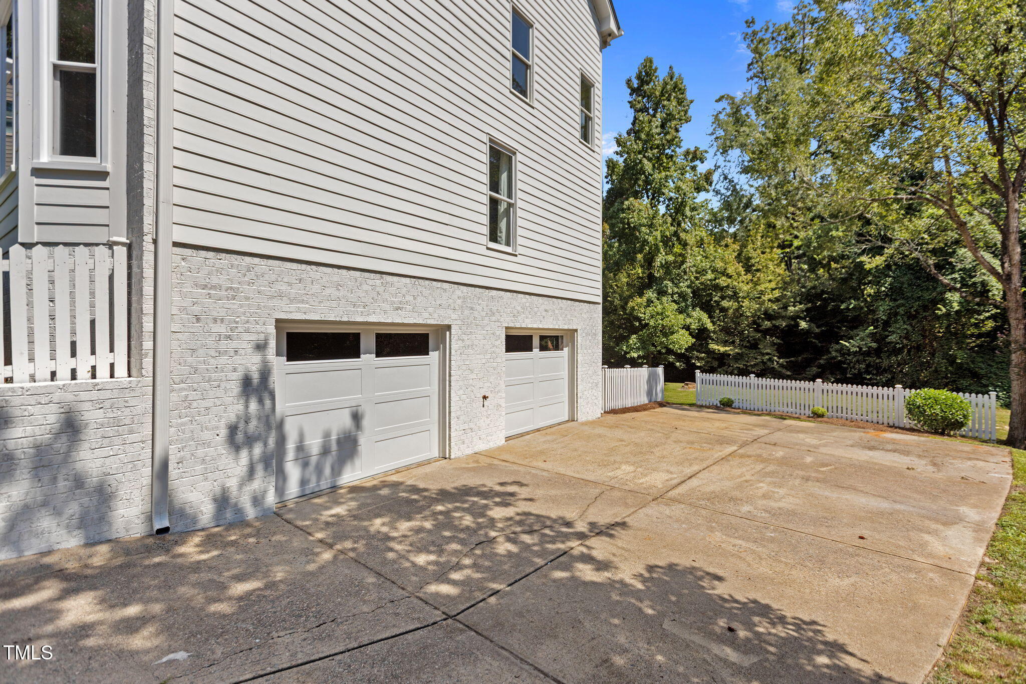 833 Babock Court Raleigh, NC 27609 - Photo 24 of 29 47-web-or-mls-2N6A9661