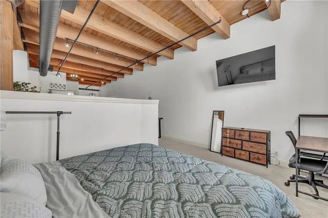 $162,500 | 700 Broadway Boulevard, Unit 310, Kansas City, MO 64105