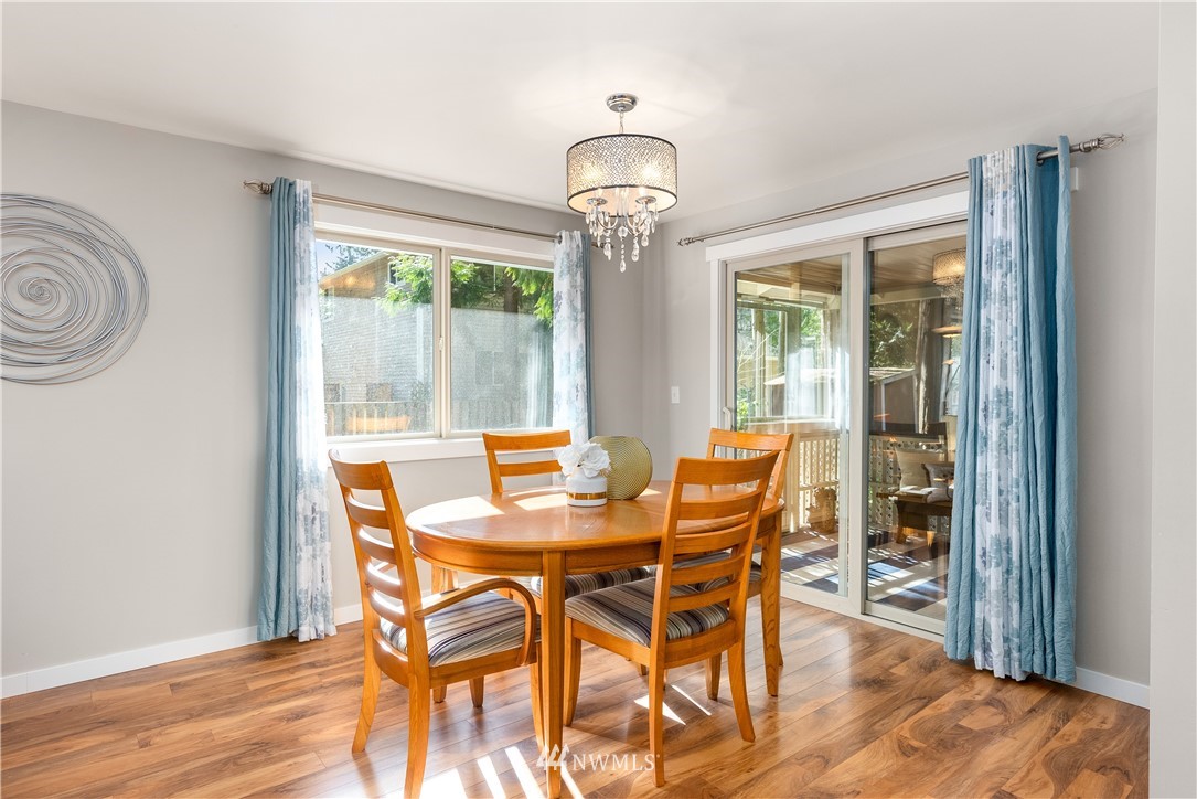 5914 149th Place Southwest Edmonds, WA 98026 - Photo 12 of 30 Gallery Image 12