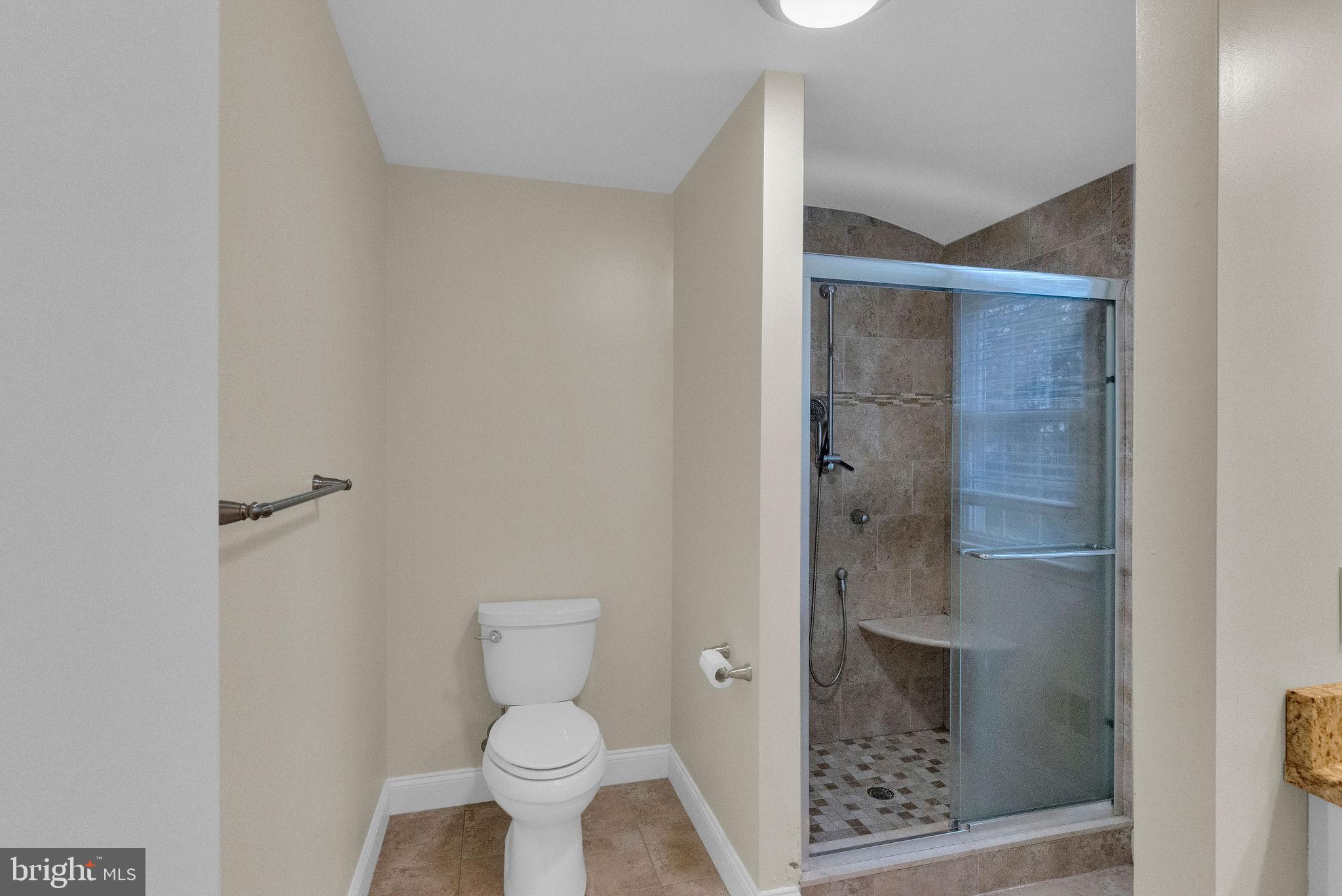521 Kings Road Yardley, PA 19067 - Photo 32 of 40 Gallery Image 32