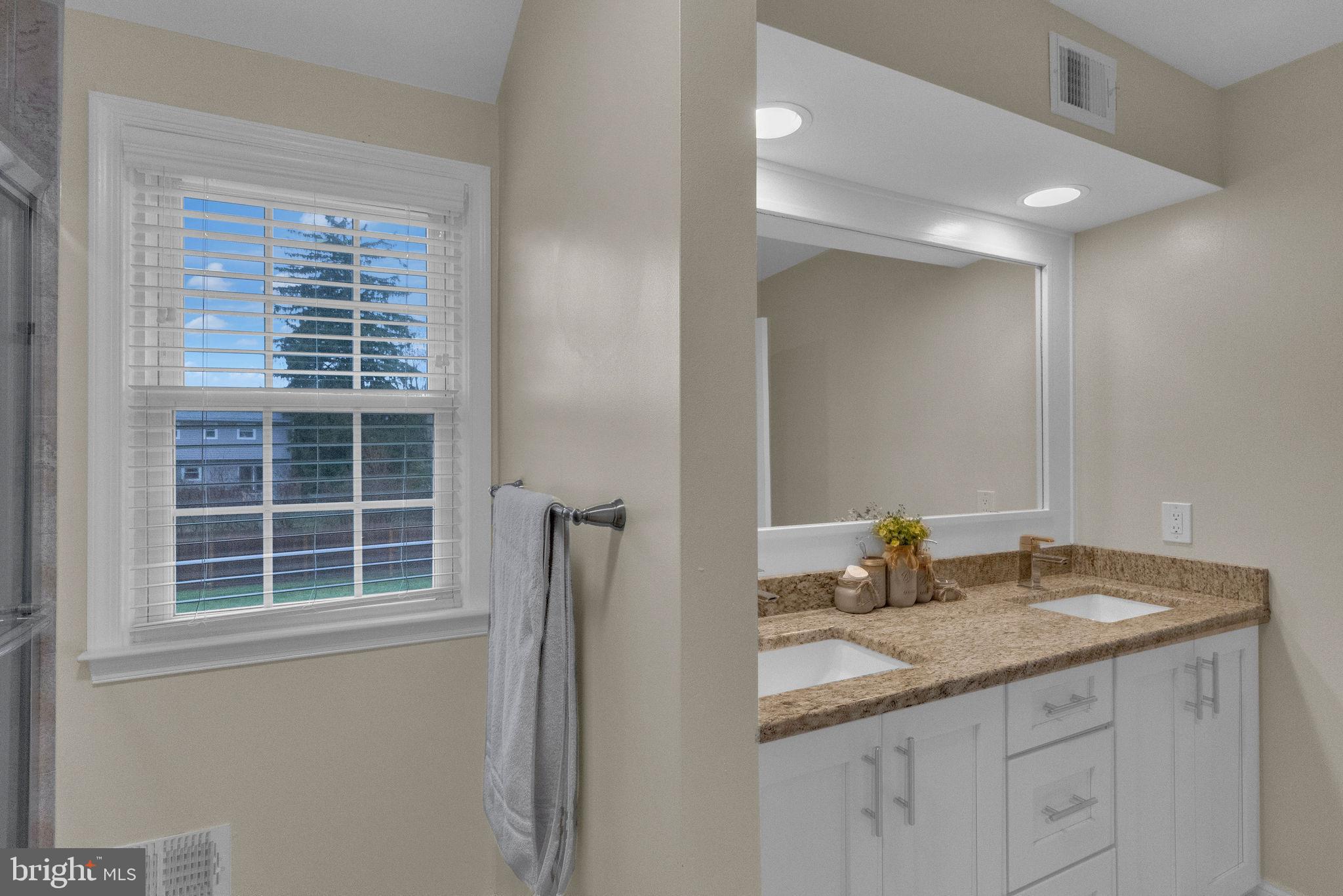 521 Kings Road Yardley, PA 19067 - Photo 33 of 40 Gallery Image 33