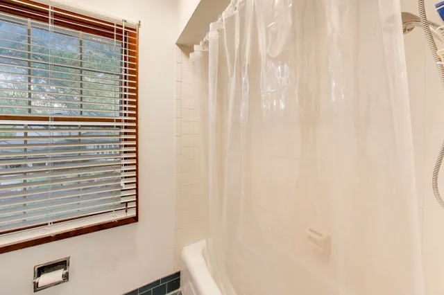 $328,800 | 603 Savoy Place, Valparaiso, IN 46383