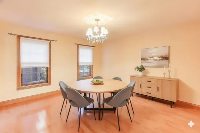 $319,000 | 603 Savoy Place, Valparaiso, IN 46383