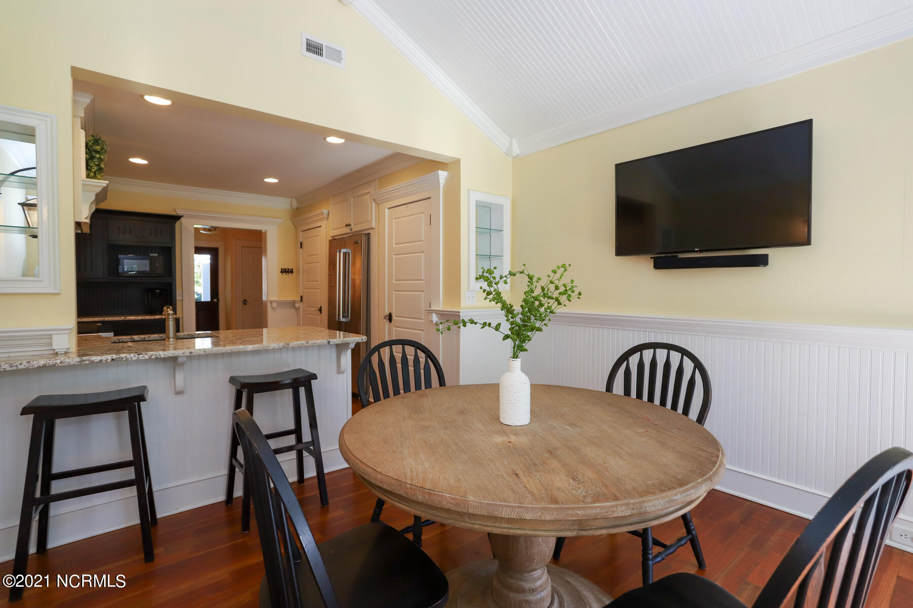 160 Dundee Road Pinehurst, NC 28374 - Photo 16 of 49 dining area1