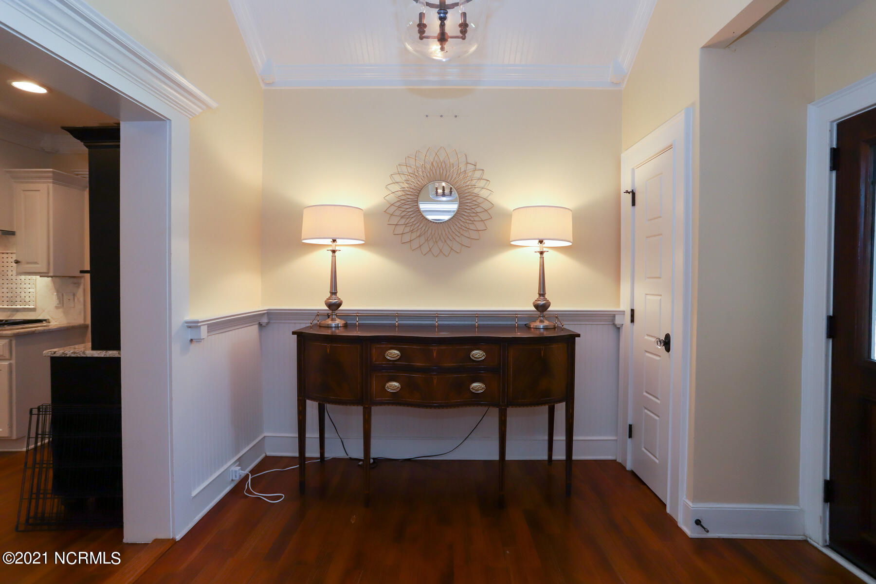 160 Dundee Road Pinehurst, NC 28374 - Photo 3 of 49 foyer1