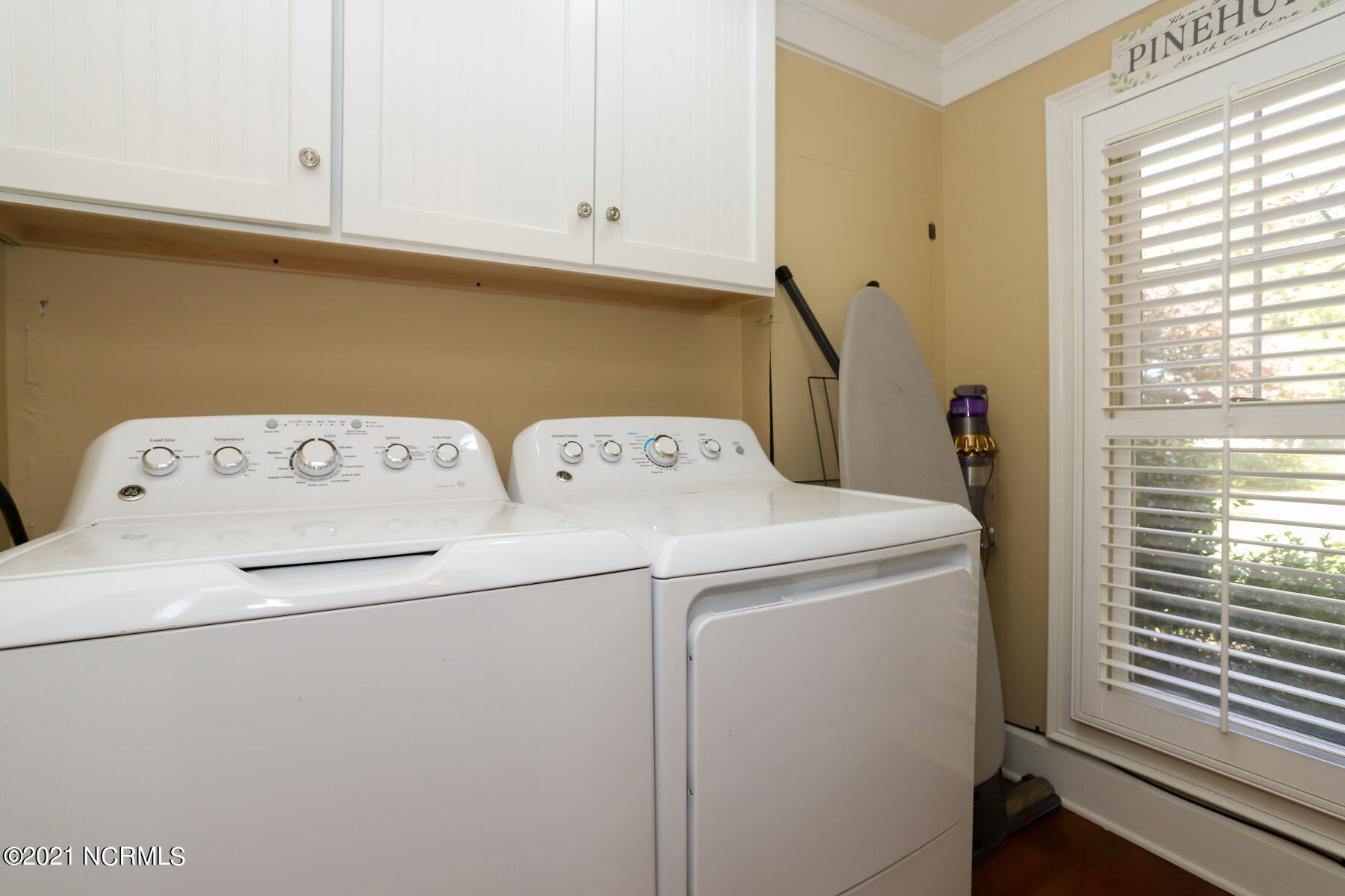 160 Dundee Road Pinehurst, NC 28374 - Photo 31 of 49 laundry