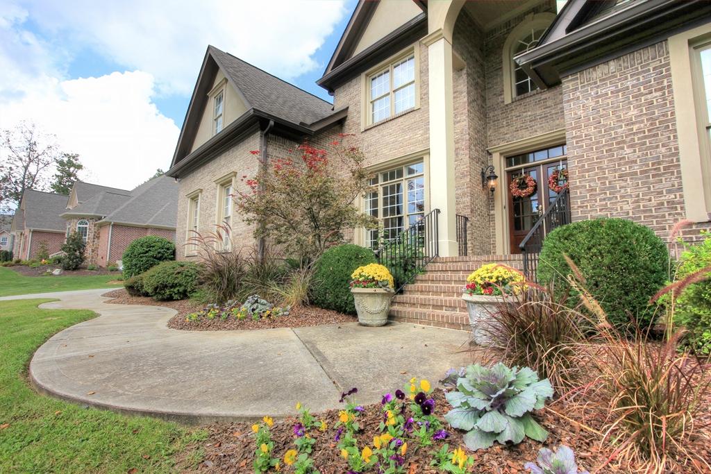 40 Ridgerock Drive Signal Mountain, TN 37377 - Photo 2 of 73 IMG_2345_Smooth