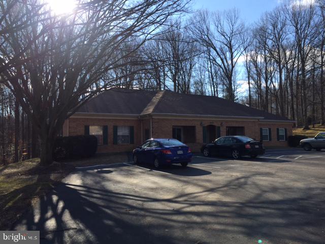 5829 Cove Landing Road, Unit 202 Burke, VA 22015 - Photo 1 of 27 Welcome home!