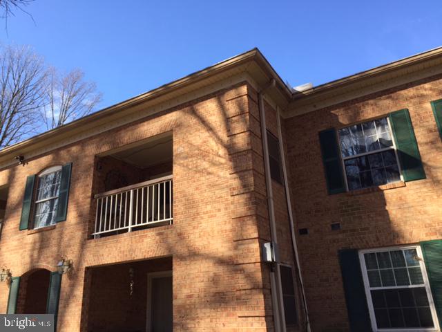 5829 Cove Landing Road, Unit 202 Burke, VA 22015 - Photo 2 of 27 Photo of deck
