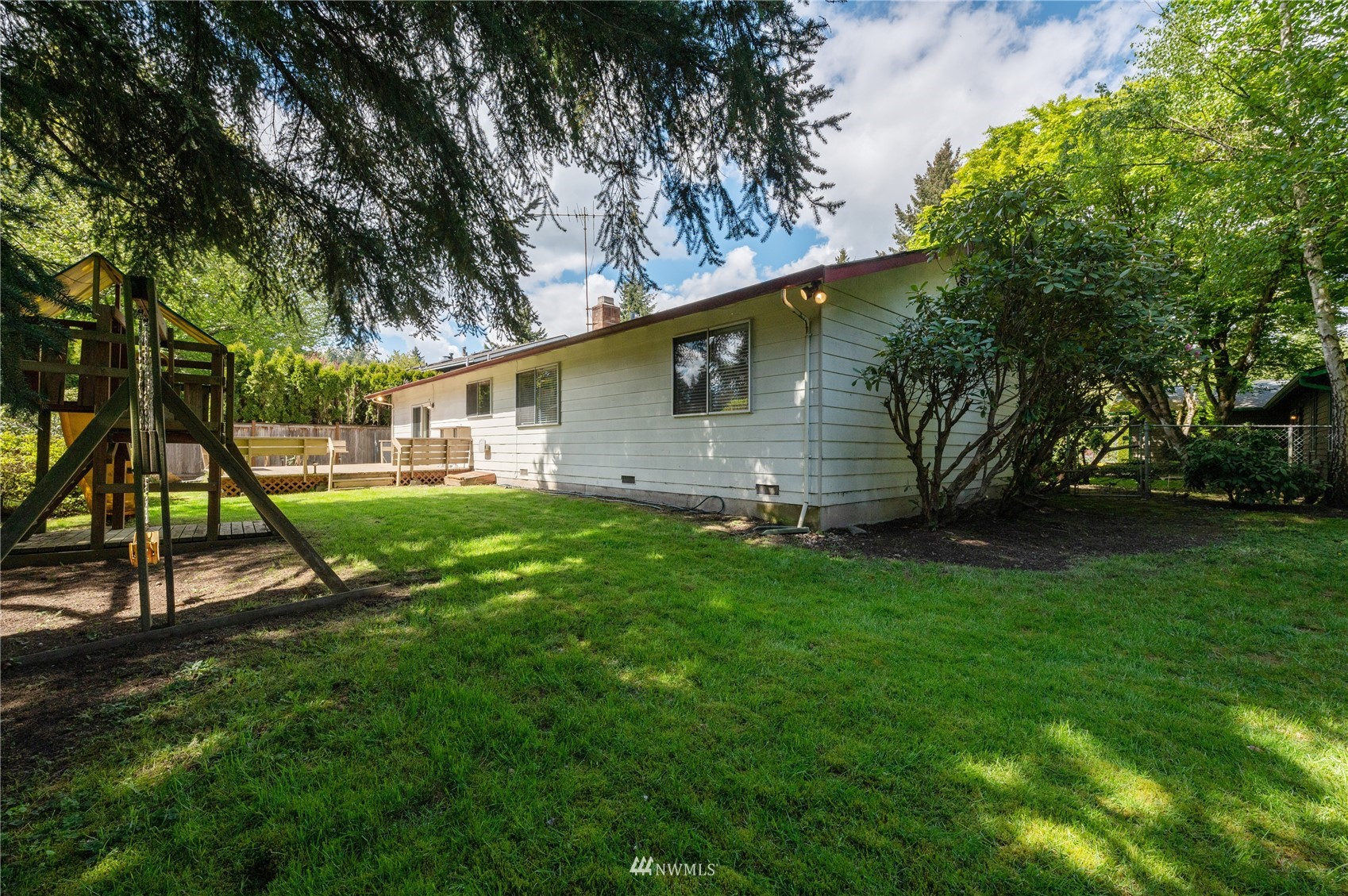 11025 Northeast 150th Street Bothell, WA 98011 - Photo 20 of 21 Gallery Image 20