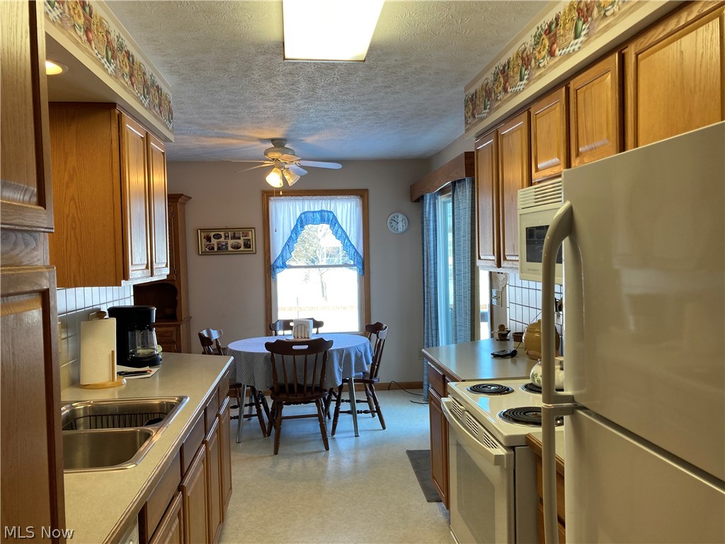 4455 Beat Road Litchfield, OH 44253 - Photo 8 of 35 Gallery Image 8