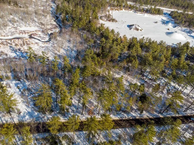 $90,000 | 189 Hunts Corner Road, Waterford, ME 04088