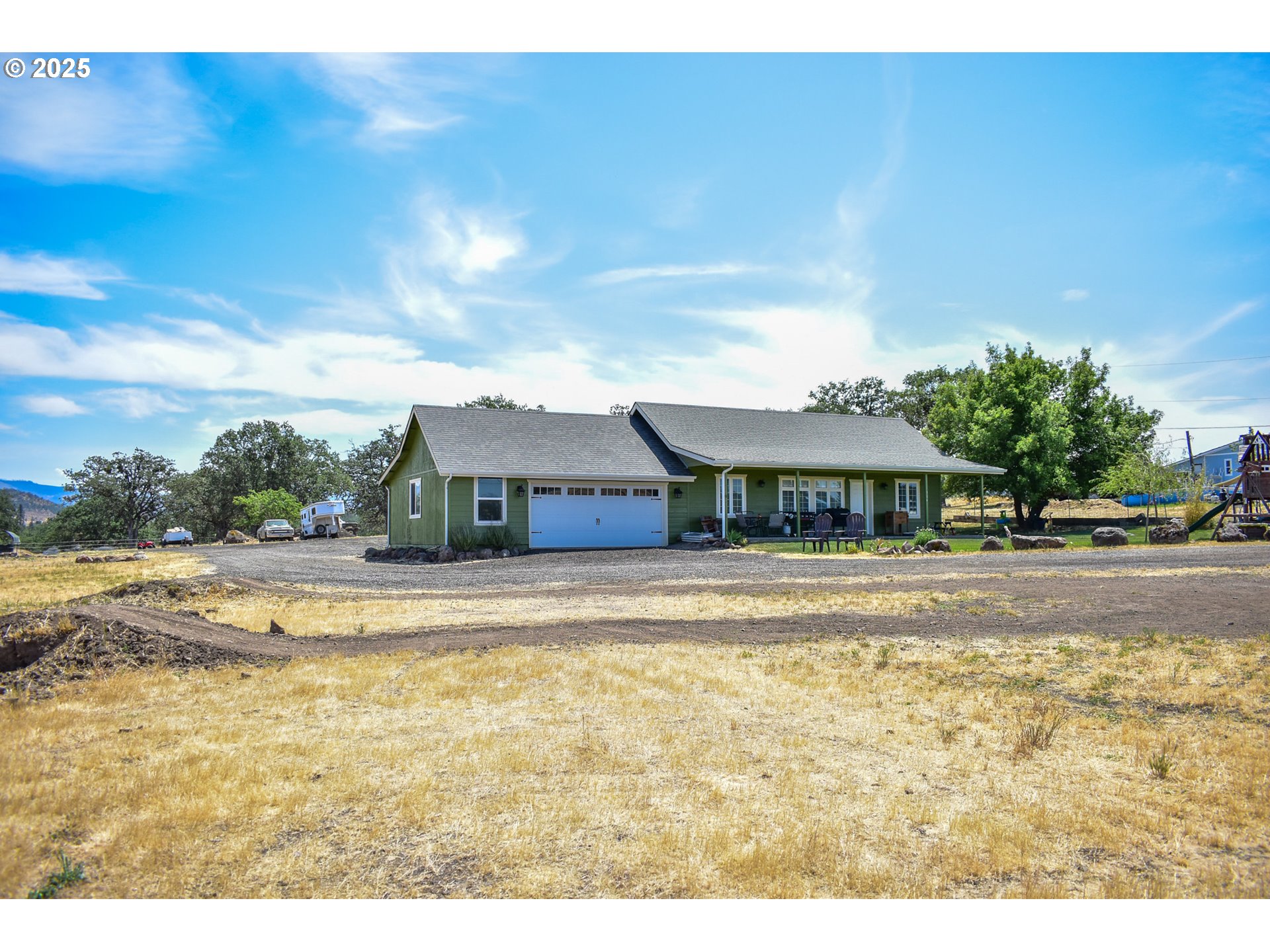 304 Ayres Road Eagle Point, OR 97524 - Photo 1 of 23