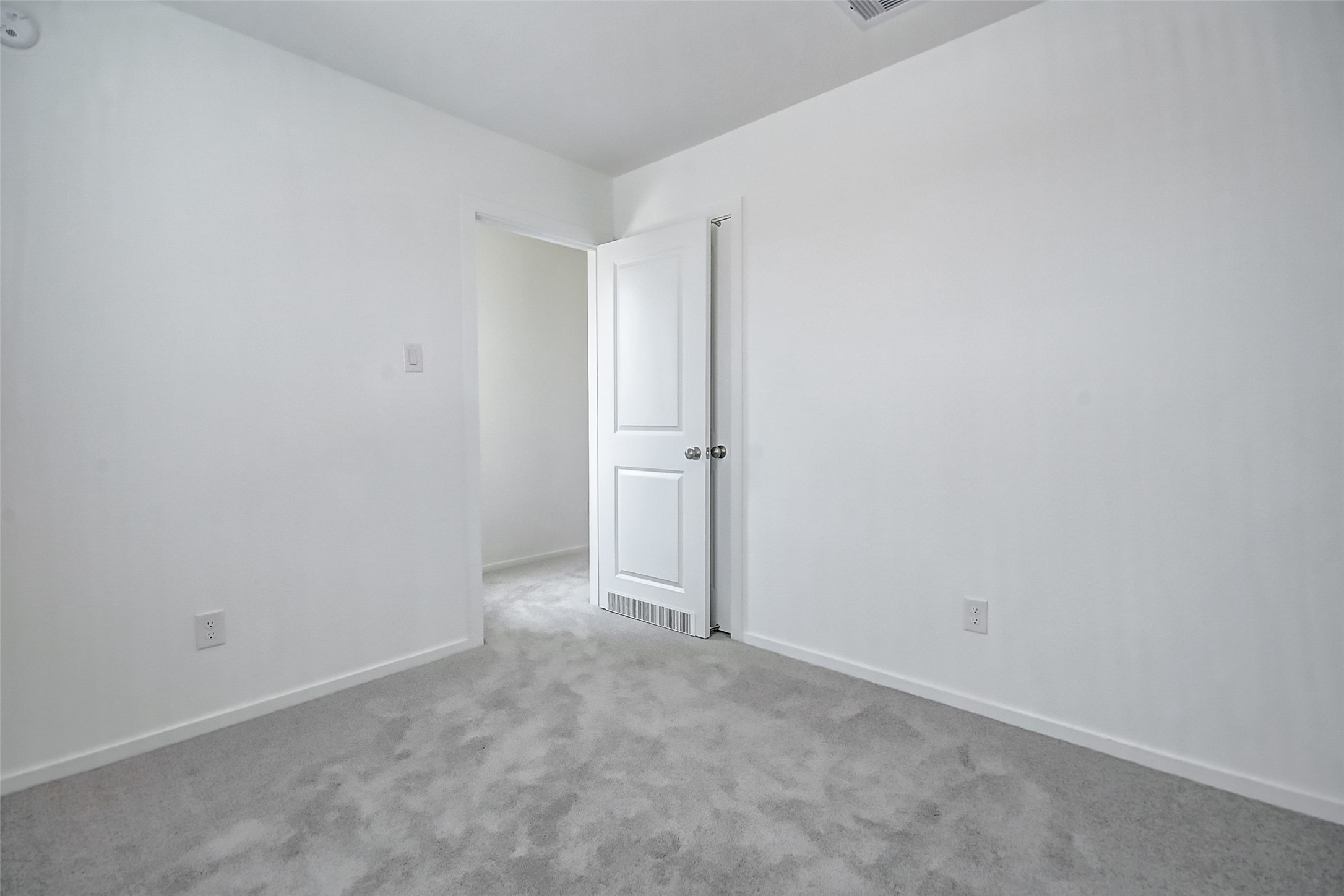 21535 Carosella Drive New Caney, TX 77357 - Photo 15 of 25 an empty room with white wall and shower
