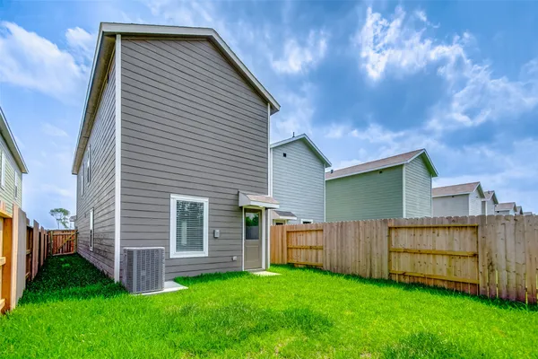 $1,750 | 21535 Carosella Drive, New Caney, TX 77357