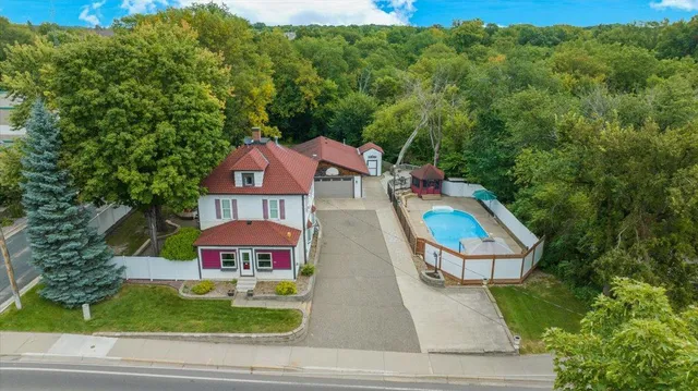 $379,900 | 304 Main Street South, St. Michael, MN 55376