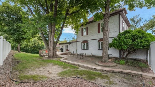 $379,900 | 304 Main Street South, St. Michael, MN 55376