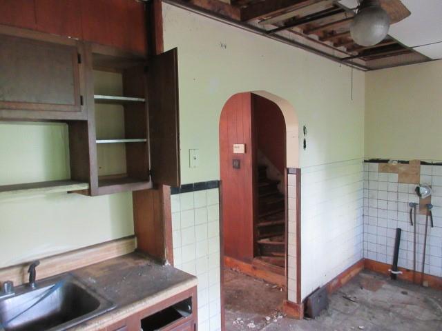 124 Irwin Street McKees Rocks, PA 15136 - Photo 10 of 18