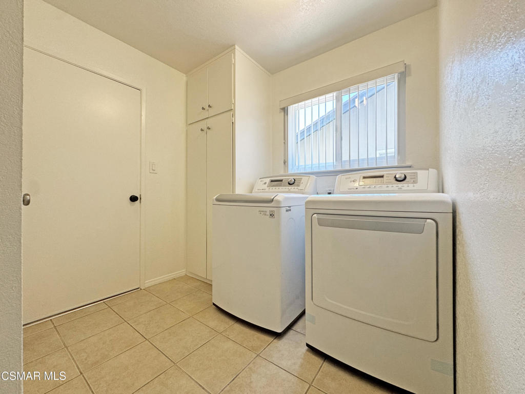 2401 El Portal Way Oxnard, CA 93035 - Photo 15 of 41