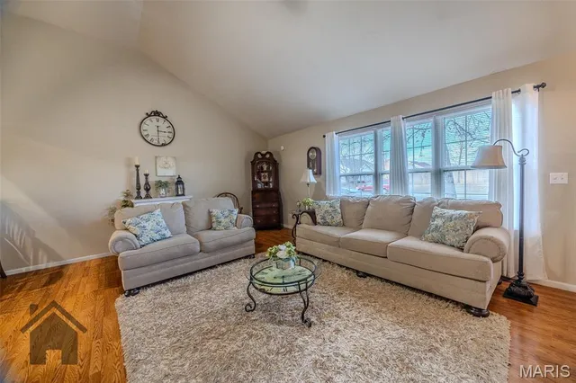 $289,900 | 1402 Raspberry Drive, Lebanon, MO 65536